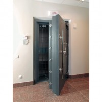 Двері для секретних кімнат та сховищ 11 класу